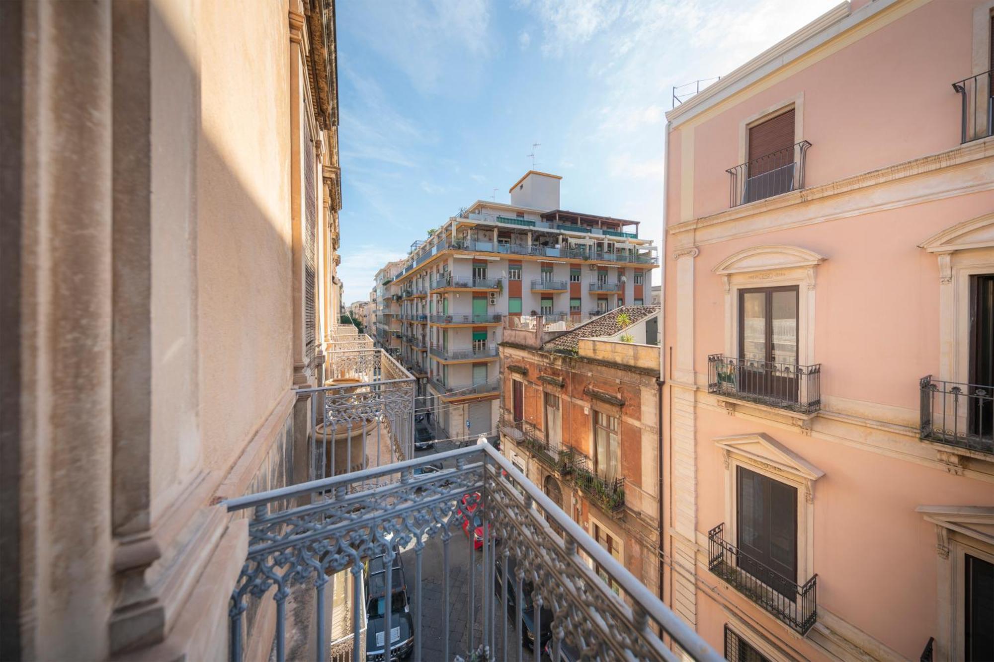 Mirone - Suite Apartments Catania Centro المظهر الخارجي الصورة